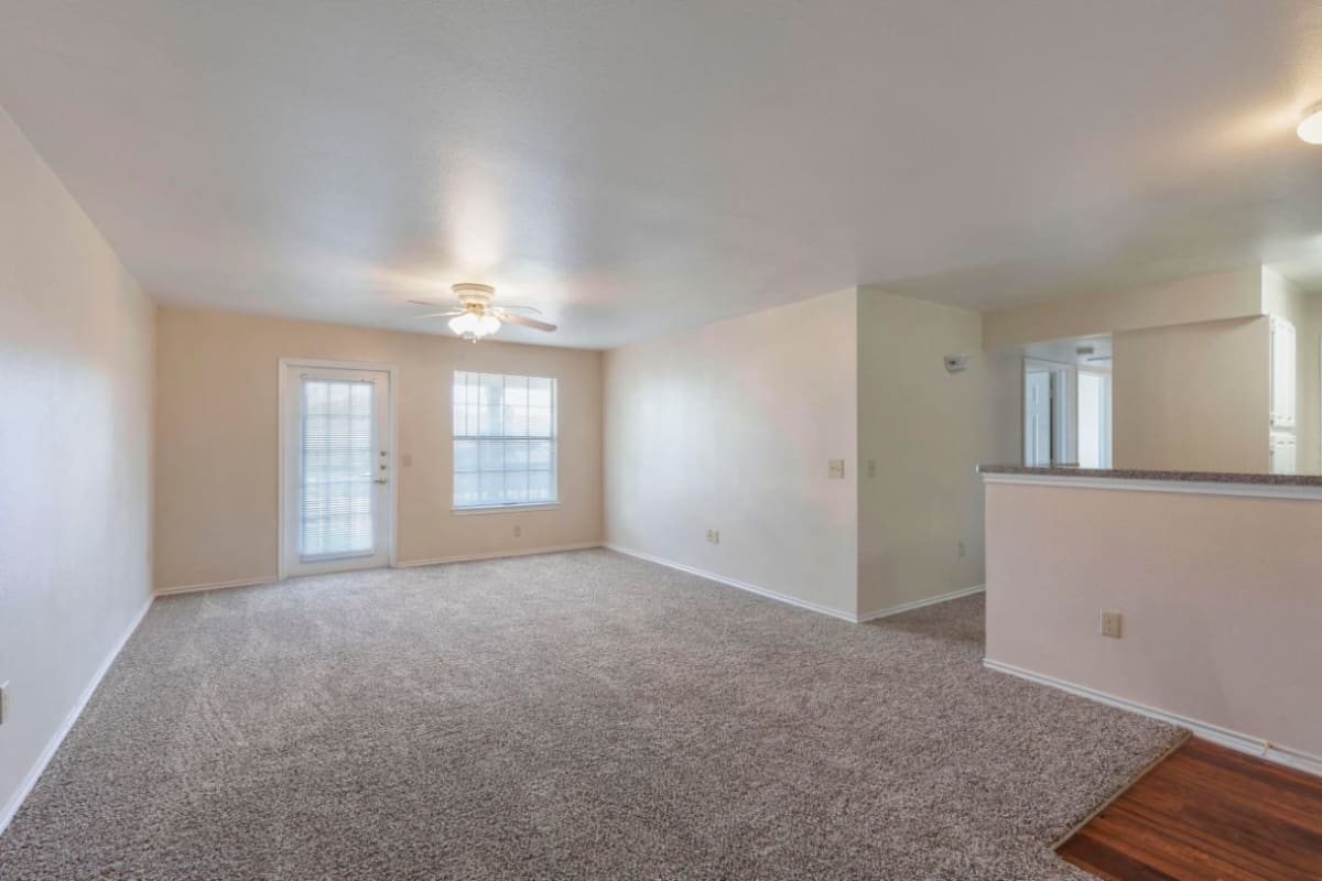 Photos and Video of Park at Rolling Hills Apartments in Desoto , TX